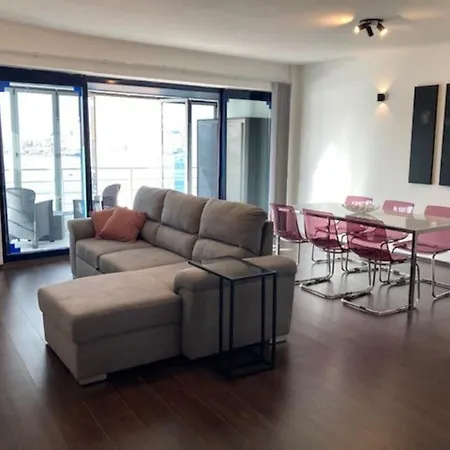 Sea View Over Valletta Harbour 3 Bedrooms 2 S4