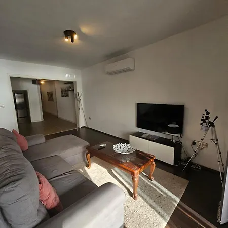 Sea View Over Valletta Harbour 3 Bedrooms 2 S4 Apartment *