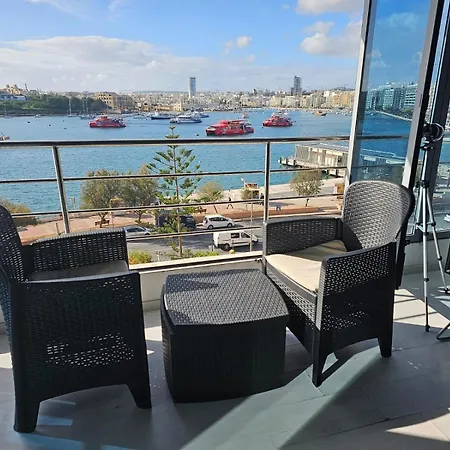 Apartamento Sea View Over Valletta Harbour 3 Bedrooms 2 S4