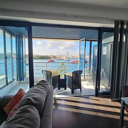 Sea View Over Valletta Harbour 3 Bedrooms 2 S4 Apartment Sliema