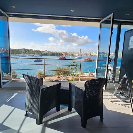 Sea View Over Valletta Harbour 3 Bedrooms 2 S4