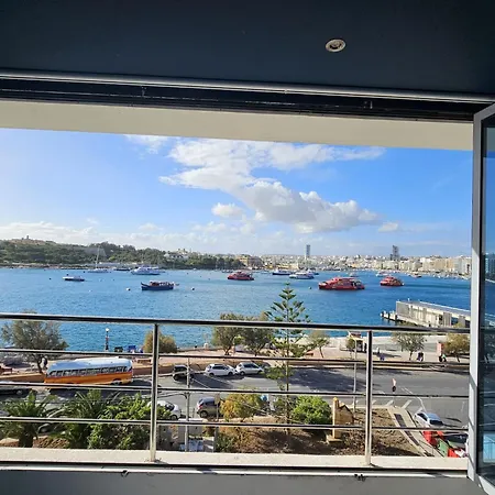 Sea View Over Valletta Harbour 3 Bedrooms 2 S4 Apartment