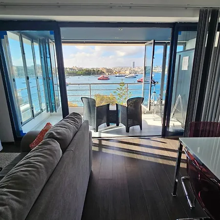 Sea View Over Valletta Harbour 3 Bedrooms 2 S4 *