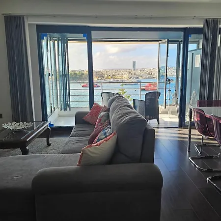 Lejlighed Sea View Over Valletta Harbour 3 Bedrooms 2 S4