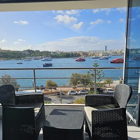 Sea View Over Valletta Harbour 3 Bedrooms 2 S4 Apartment *