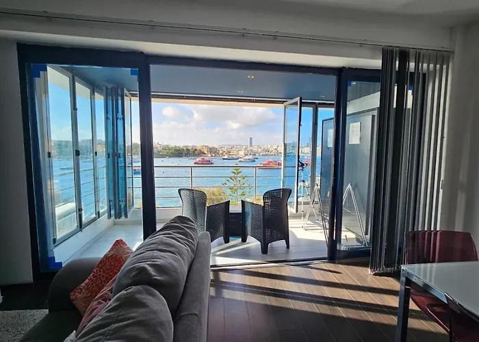Sea View Over Valletta Harbour 3 Bedrooms 2 S4 아파트 슬리에마