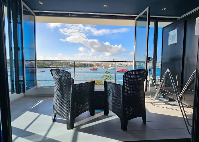 Sea View Over Valletta Harbour 3 Bedrooms 2 S4 슬리에마