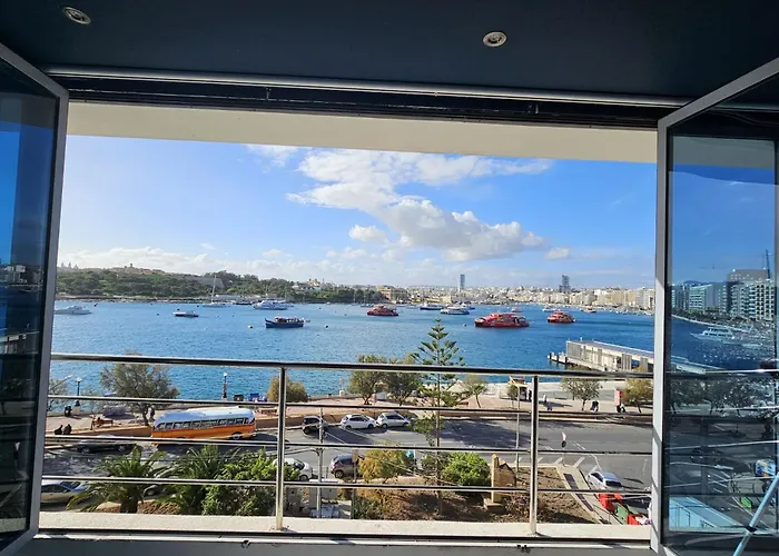 Sea View Over Valletta Harbour 3 Bedrooms 2 S4 Apartament