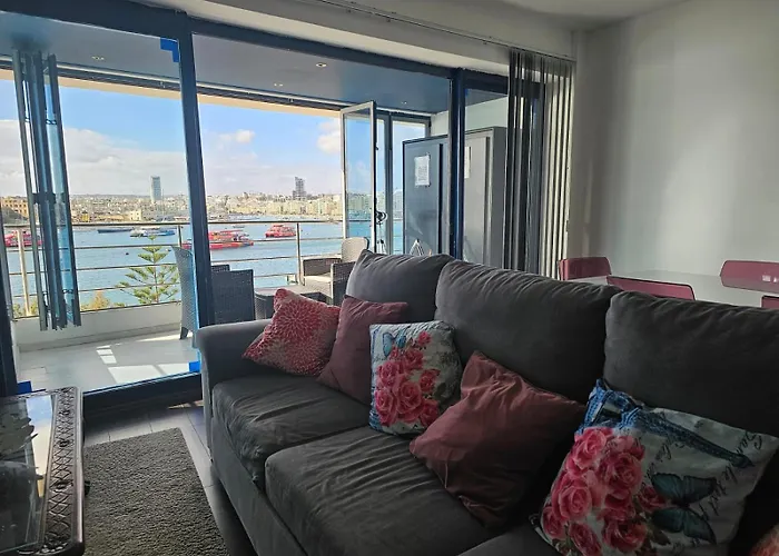 Apartament Sea View Over Valletta Harbour 3 Bedrooms 2 S4 *