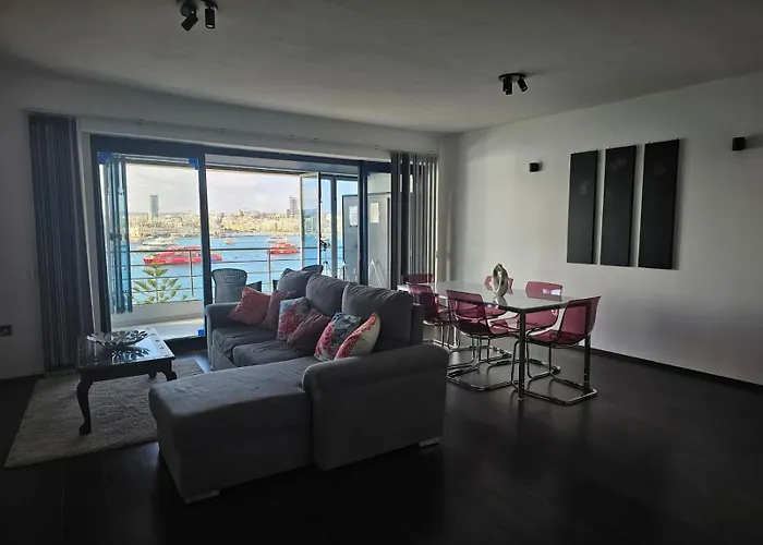 Sea View Over Valletta Harbour 3 Bedrooms 2 S4 아파트 슬리에마
