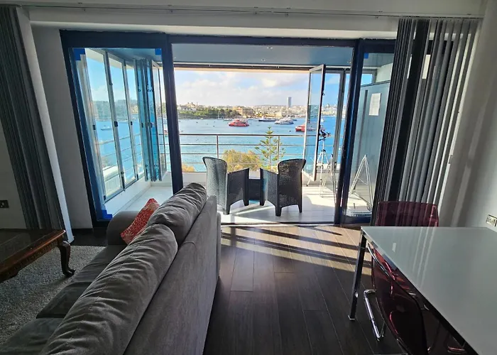 아파트 Sea View Over Valletta Harbour 3 Bedrooms 2 S4