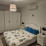 Sea View Over Valletta Harbour 3 Bedrooms 2 S4