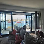 Sea View Over Valletta Harbour 3 Bedrooms 2 S4