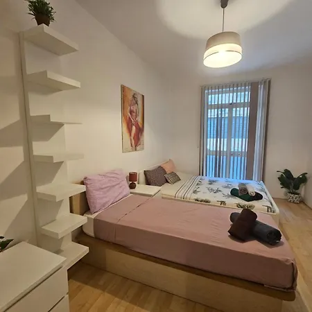 Sea View Over Valletta Harbour 3 Bedrooms 2 S4 דירה