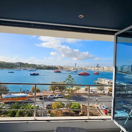 Sea View Over Valletta Harbour 3 Bedrooms 2 S4 סליאמה
